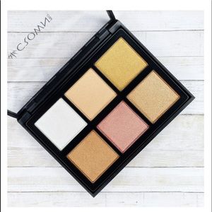 Crown Bronze and Glo Palette